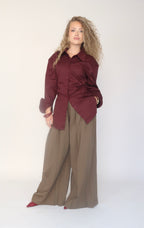 Chemise longue ceinturée avec épaulettes - Bordeaux