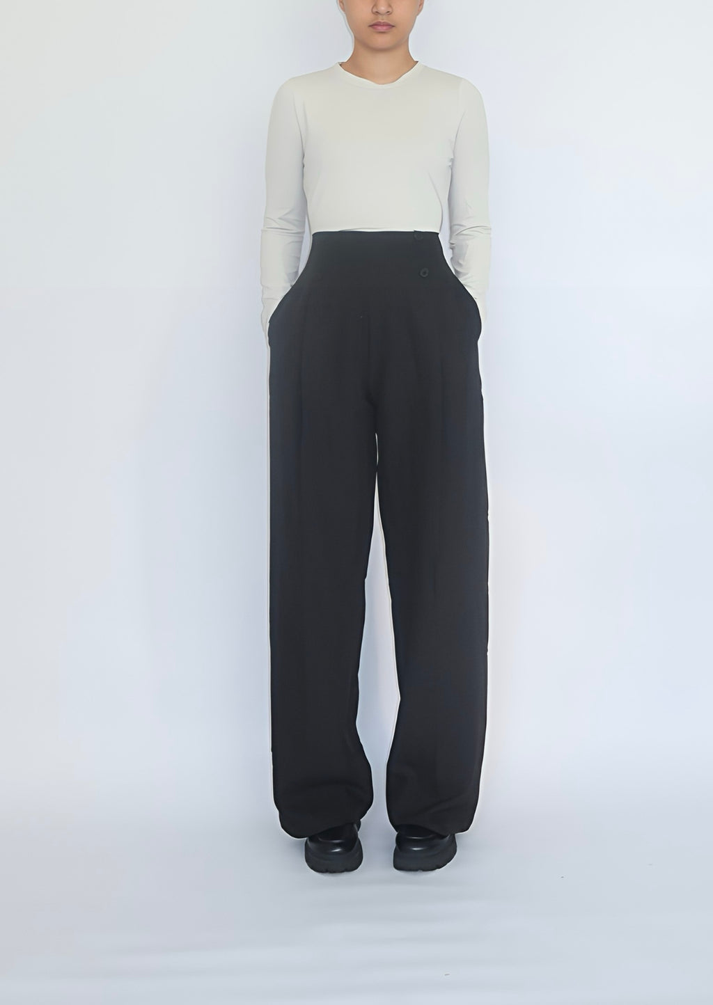 Pantalon taille haute à boutons –noir