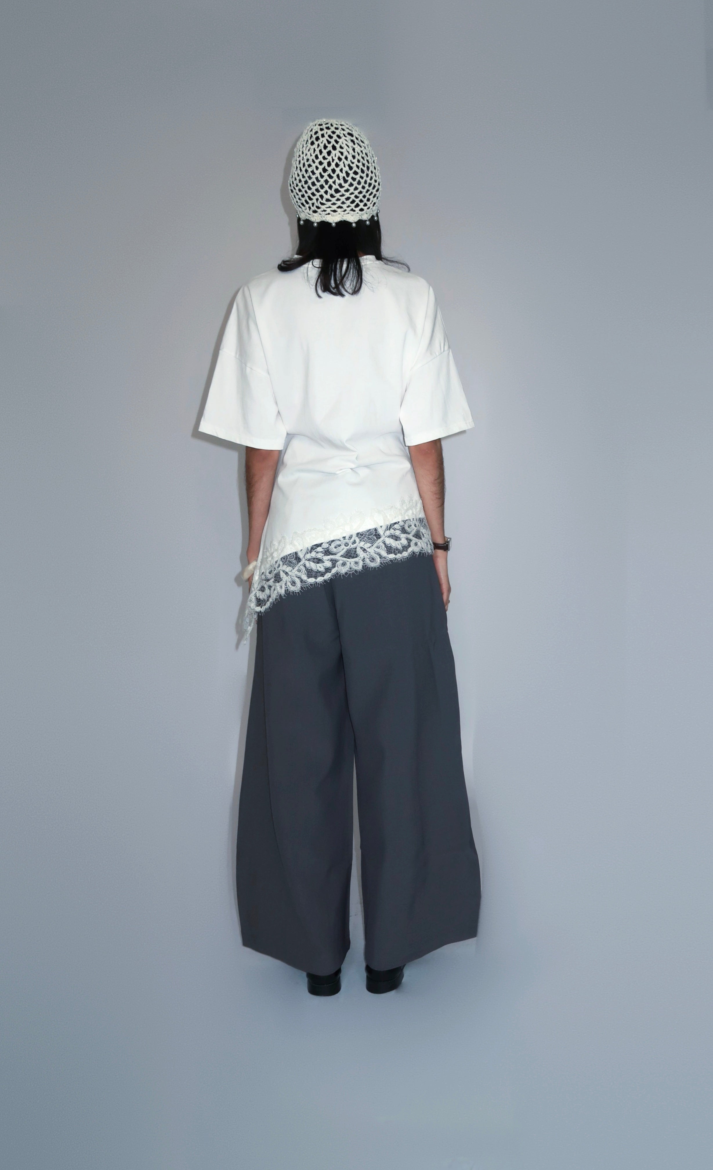 T-shirt avec Ourlet Asymétrique en Dentelle