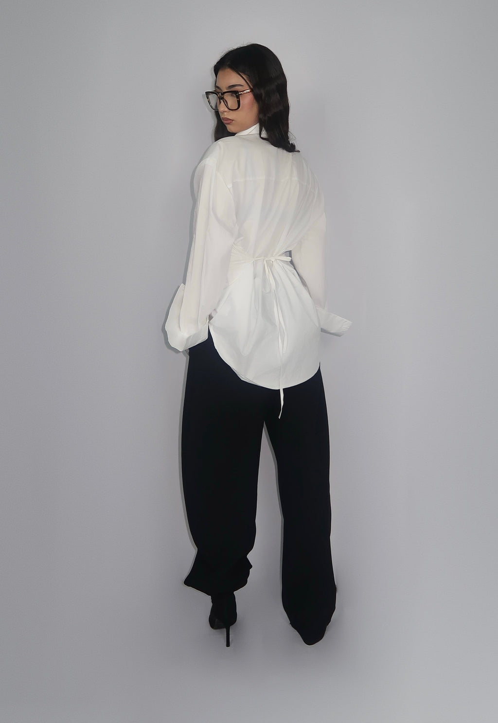 Chemise structurée avec épaulettes - Blanche