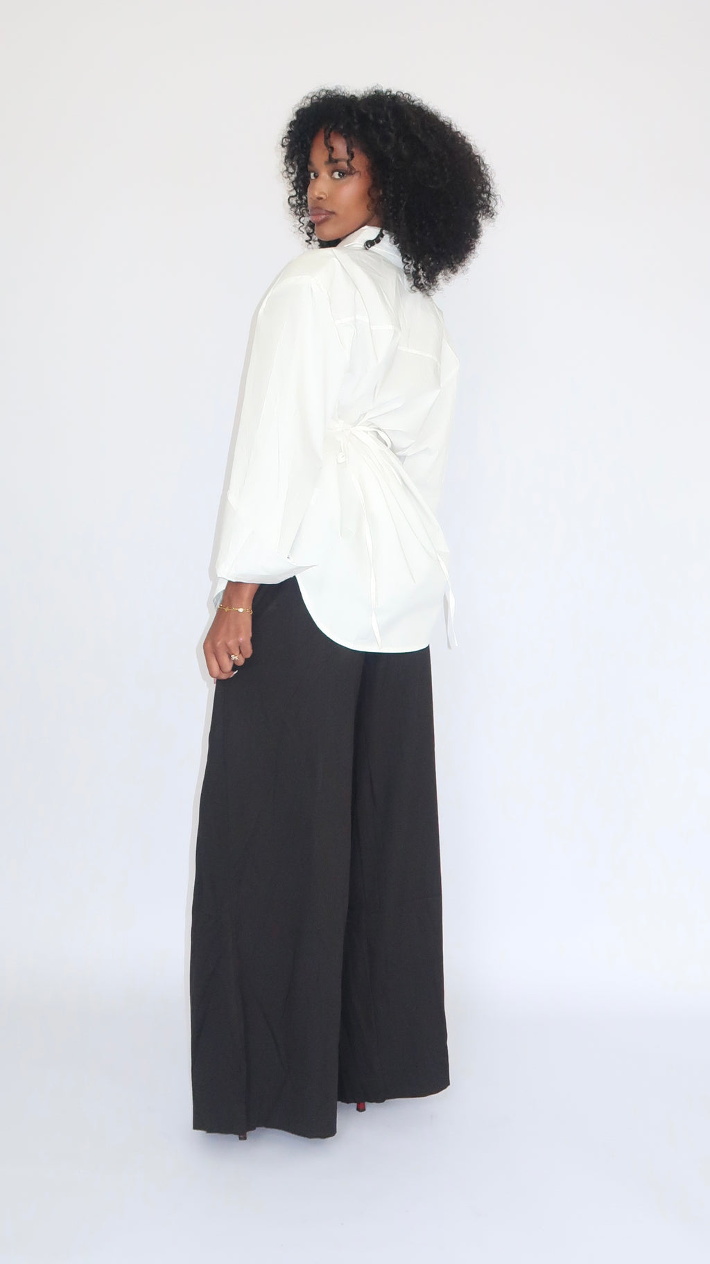 Chemise structurée avec épaulettes - Blanche