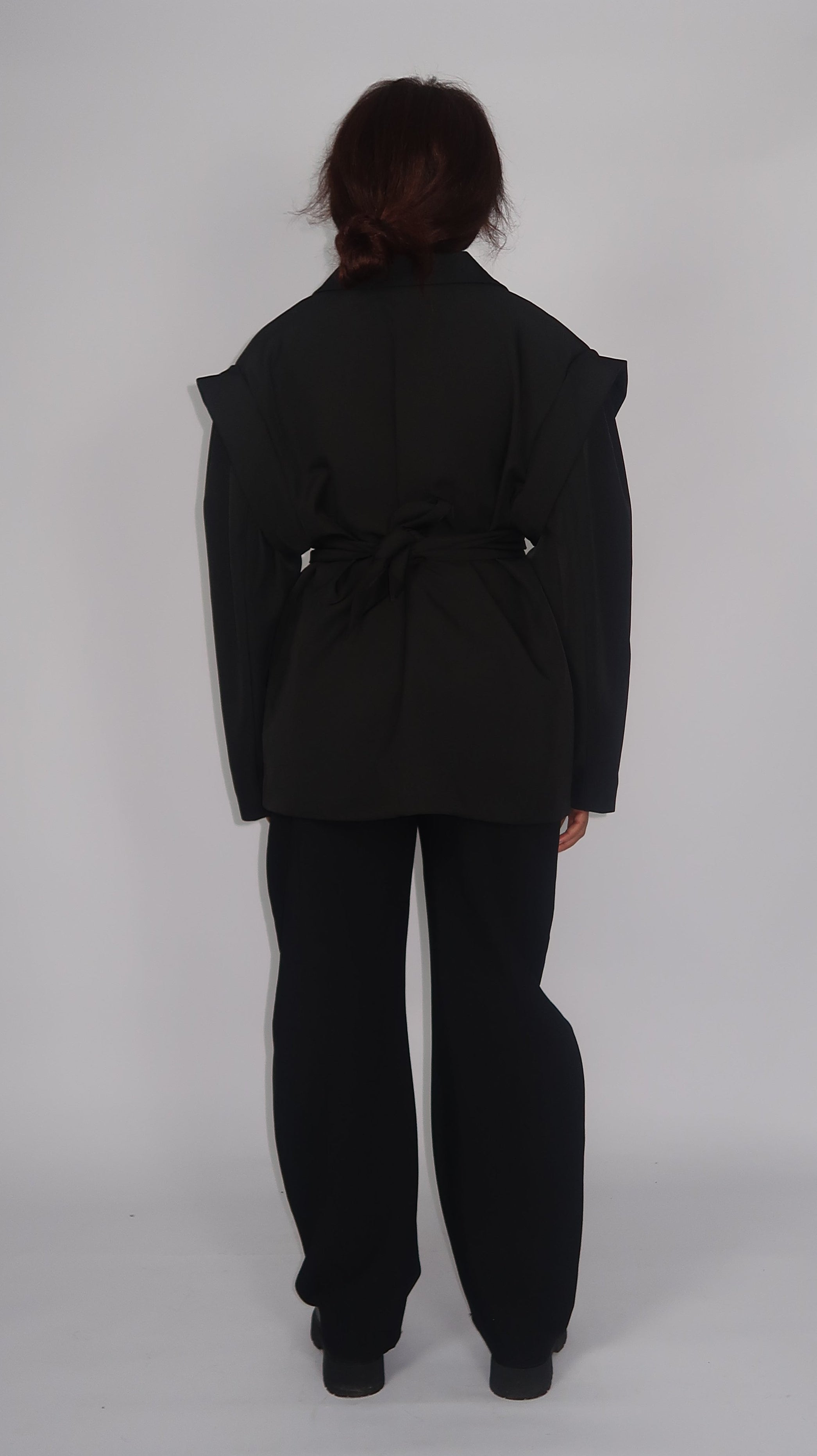 Blazer Noir Ajustable – Oversize ou Silhouette Cintrée