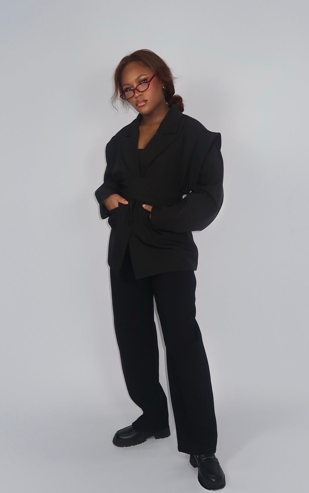 Blazer Noir Ajustable – Oversize ou Silhouette Cintrée