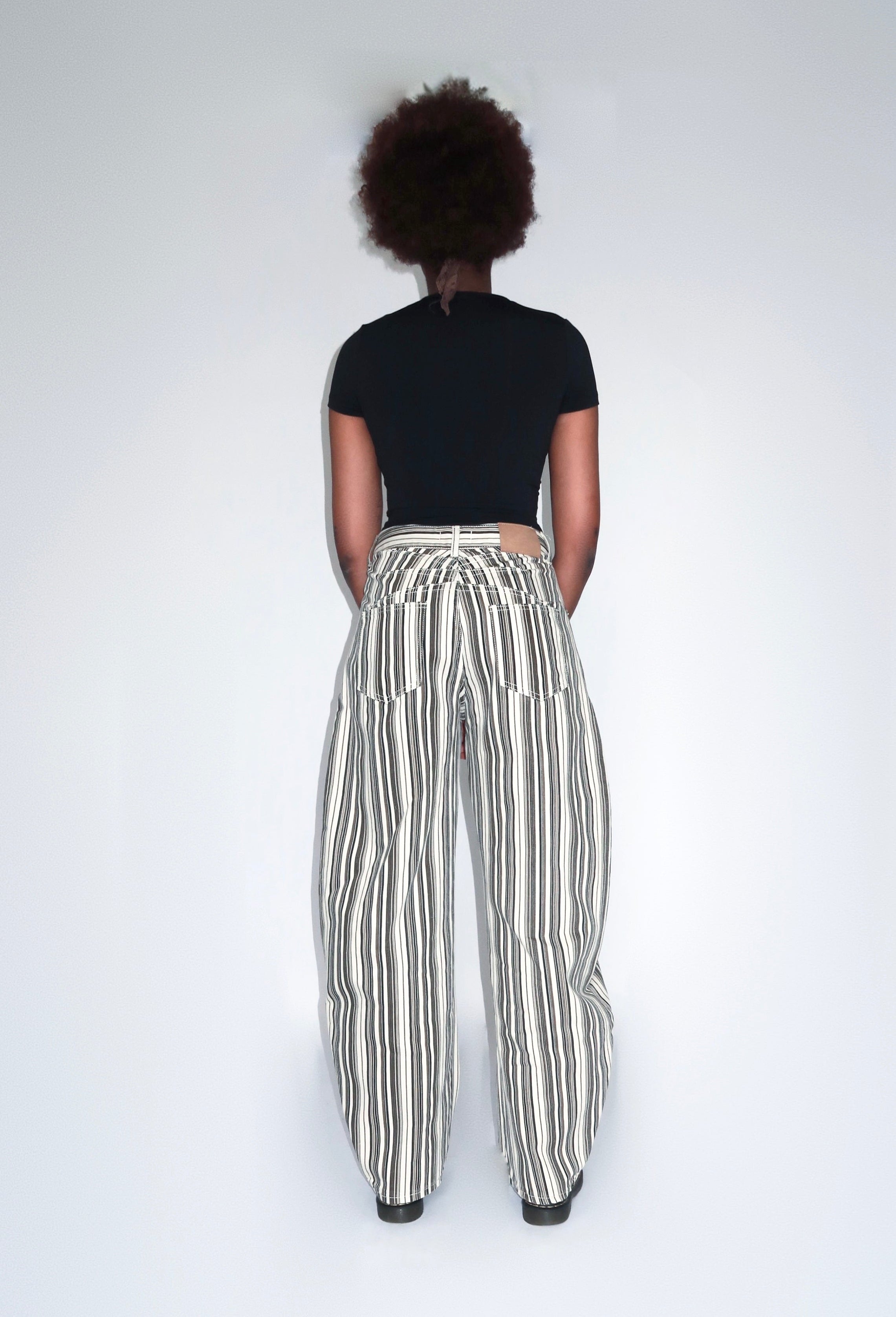 Pantalon Barrel Rayé Noir & Blanc